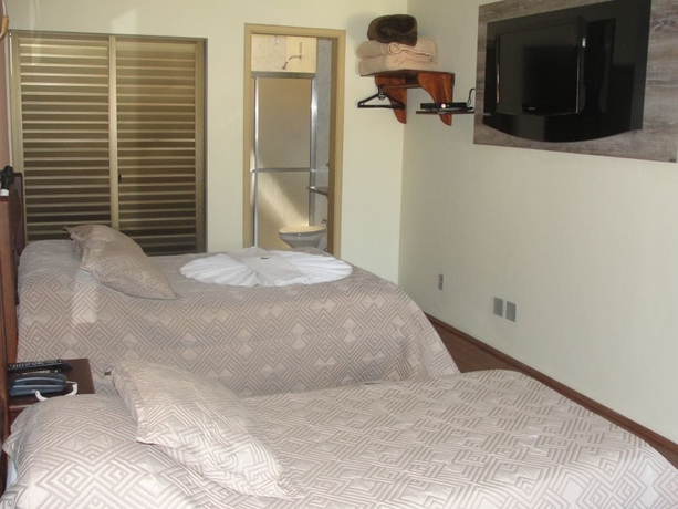 Imagen de la habitación del Hotel Caf&eacute; Palace. Foto 14
