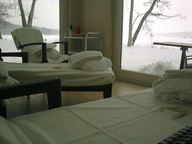 Imagen de la piscina del Hotel Caf&eacute; Wildau - am Werbellinsee. Foto 20