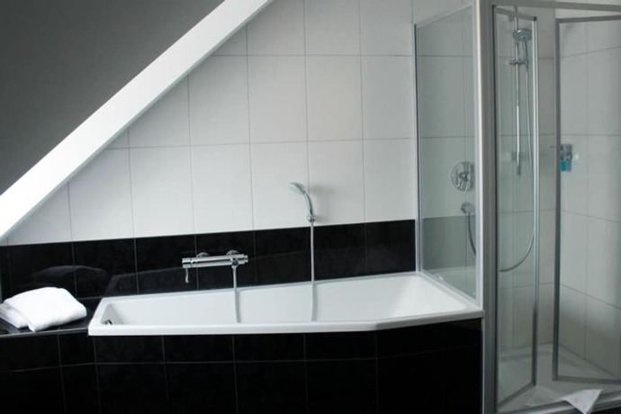 Imagen de la habitación del Hotel Caf&eacute; Wildau - am Werbellinsee. Foto 14