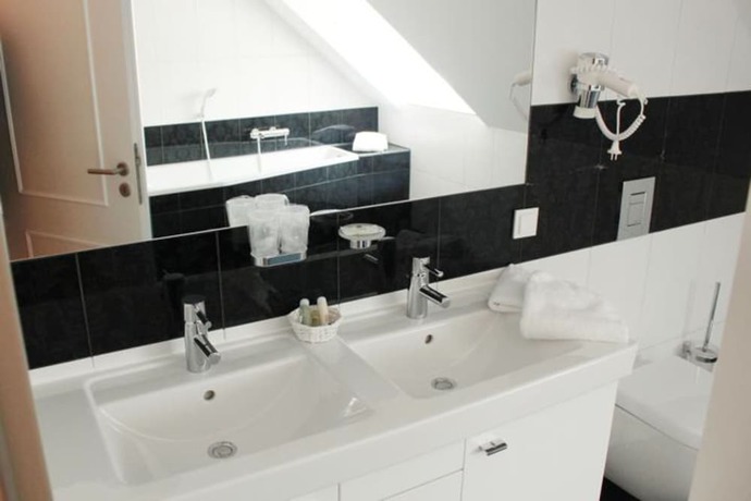 Imagen de la habitación del Hotel Caf&eacute; Wildau - am Werbellinsee. Foto 18