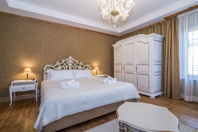 Imagen de la habitación del Hotel C&agrave;dor. Foto 9