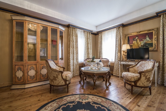 Imagen de la habitación del Hotel C&agrave;dor. Foto 17