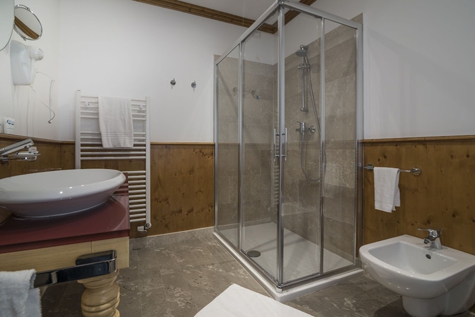 Imagen de la habitación del Hotel C&agrave;dor. Foto 18