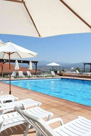 Imagen general del Hotel C&agrave;mping Gironella. Foto 3