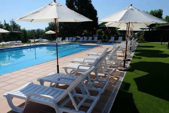 Imagen general del Hotel C&agrave;mping Gironella. Foto 5