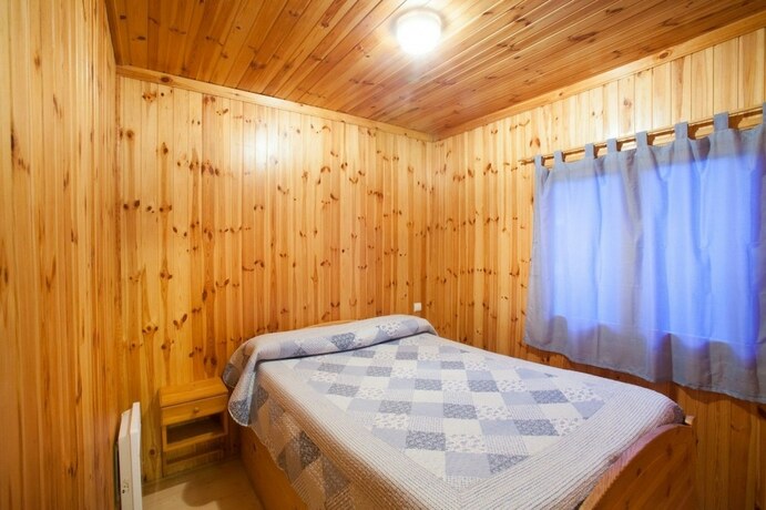 Imagen general del Hotel C&agrave;mping Gironella. Foto 8