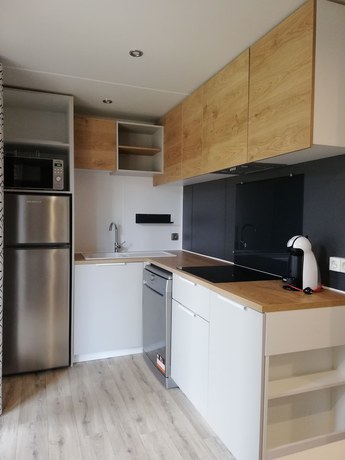 Imagen de la habitación del Hotel C&agrave;mping and Bungalows Platja Brava. Foto 11