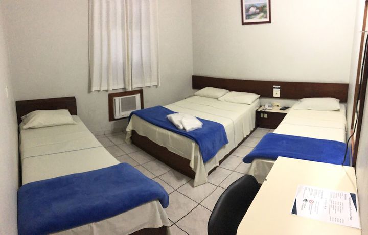 Imagen de la habitación del Hotel Cai&ccedil;ara. Foto 3