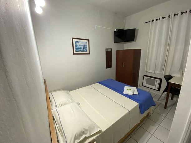 Imagen de la habitación del Hotel Cai&ccedil;ara. Foto 5