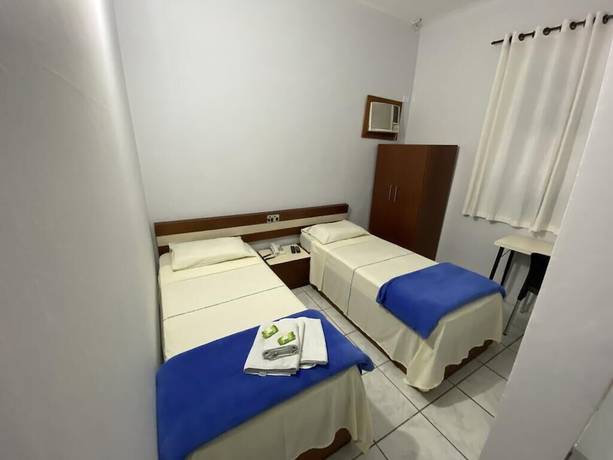 Imagen de la habitación del Hotel Cai&ccedil;ara. Foto 11