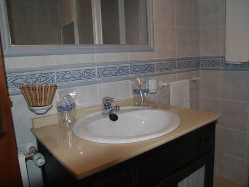 Imagen de la habitación del Hotel Caico's. Foto 11