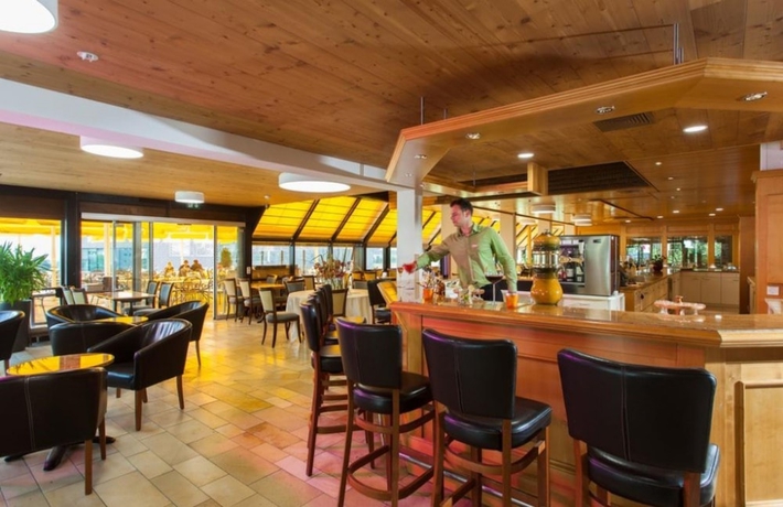 Imagen de los interiores del Hotel Cailler. Foto 19