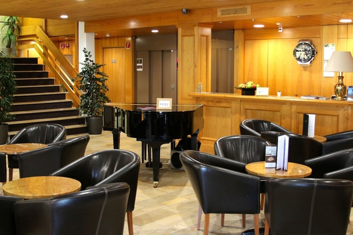 Imagen del bar/restaurante del Hotel Cailler. Foto 2