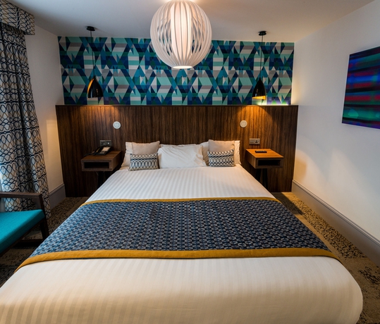 Imagen de la habitación del Hotel Cairn, Edimburgo. Foto 10