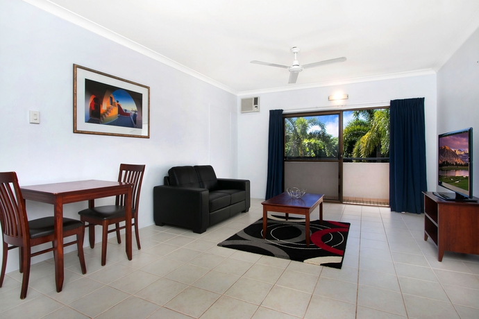 Imagen de los interiores del Hotel Cairns City Palms. Foto 15