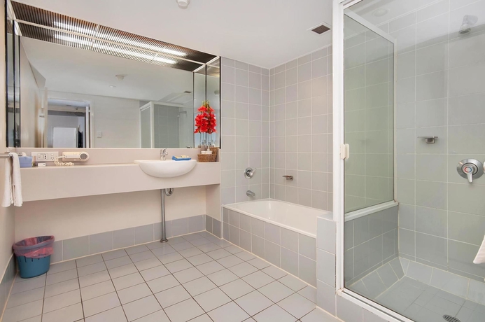 Imagen de la habitación del Hotel Cairns City Sheridan. Foto 4