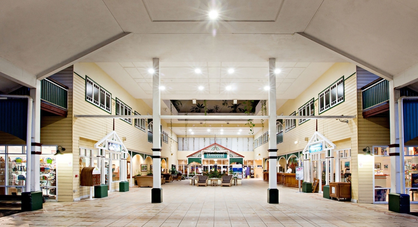 Imagen de los interiores del Hotel Cairns Colonial Club Resort. Foto 9