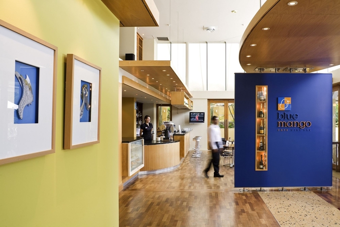 Imagen de los interiores del Hotel Cairns Harbourside. Foto 10