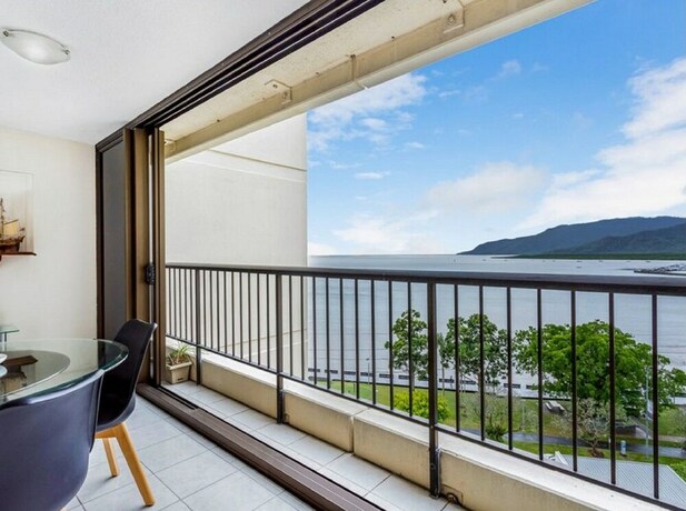 Imagen general del Hotel Cairns Ocean View Apartment In Aquarius. Foto 17