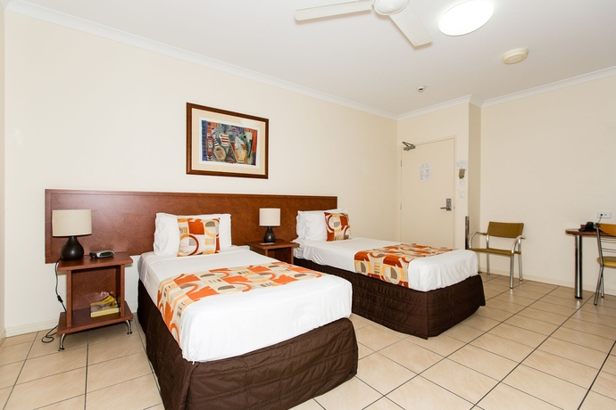 Imagen de la habitación del Hotel Cairns Queens Court. Foto 9