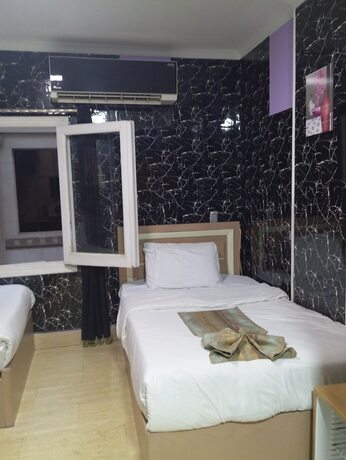 Imagen de la habitación del Hotel Cairo City. Foto 20