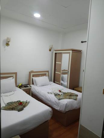 Imagen de la habitación del Hotel Cairo. Foto 18