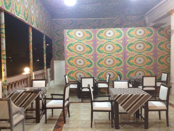 Imagen del bar/restaurante del Hotel Cairo Kingdom. Foto 3