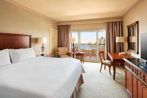 Imagen de la habitación del Hotel Cairo Marriott. Foto 10