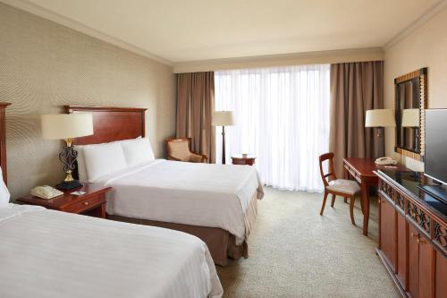 Imagen de la habitación del Hotel Cairo Marriott. Foto 16