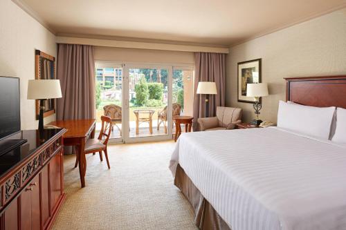 Imagen de la habitación del Hotel Cairo Marriott and Omar Khayyam Casino. Foto 14