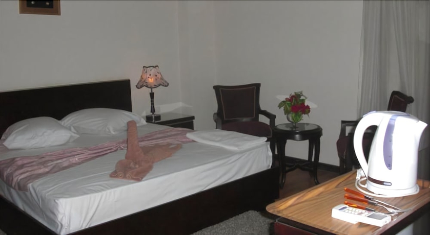 Imagen de la habitación del Hotel Cairo Plaza Guest House. Foto 7