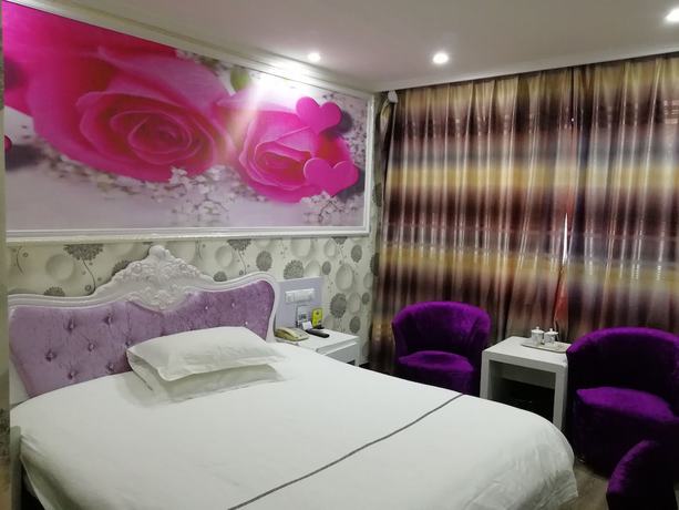 Imagen de la habitación del Hotel Caiyuan. Foto 2