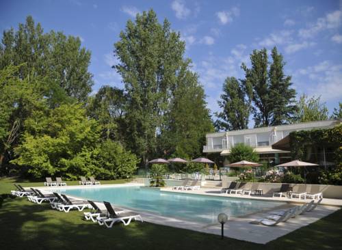 Imagen de la habitación del Hotel Cajarc Blue. Foto 2