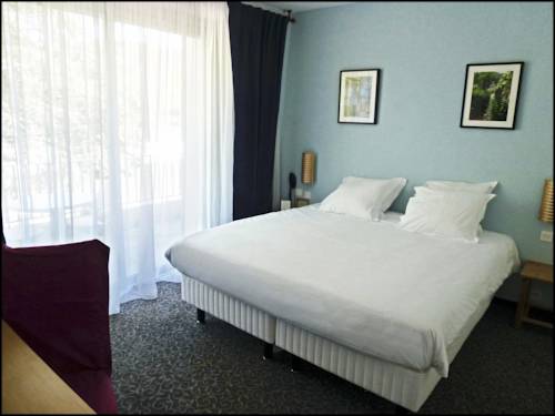 Imagen de la habitación del Hotel Cajarc Blue. Foto 6