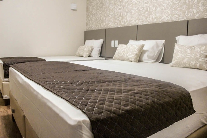 Imagen de la habitación del Hotel Caju De Ouro. Foto 11