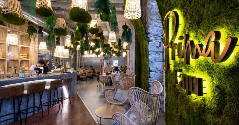 Imagen del bar/restaurante del Hotel Caju. Foto 10