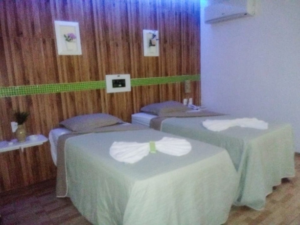 Imagen de la habitación del Hotel Caju&iacute;na. Foto 5