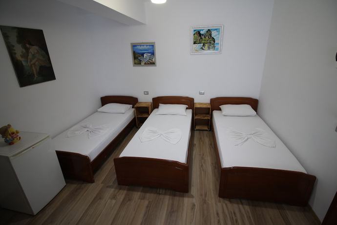 Imagen de la habitación del Hotel Cakalli. Foto 10