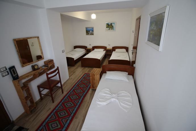 Imagen de la habitación del Hotel Cakalli. Foto 11