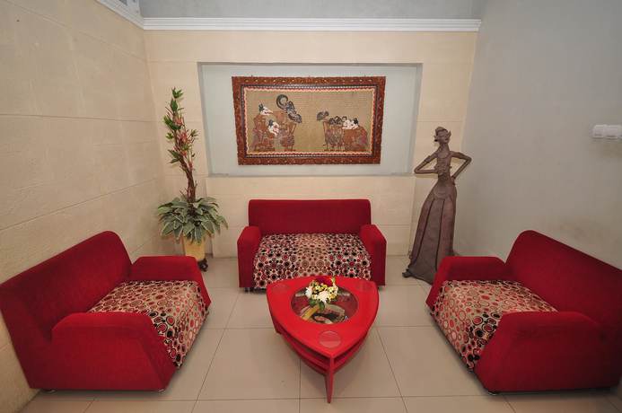Imagen de los interiores del Hotel Cakra Kembang. Foto 11