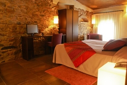 Imagen de la habitación del Hotel Cal Barber. Foto 3