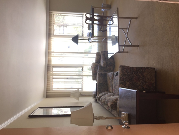 Imagen de los interiores del Hotel Cal Mar Suites. Foto 4