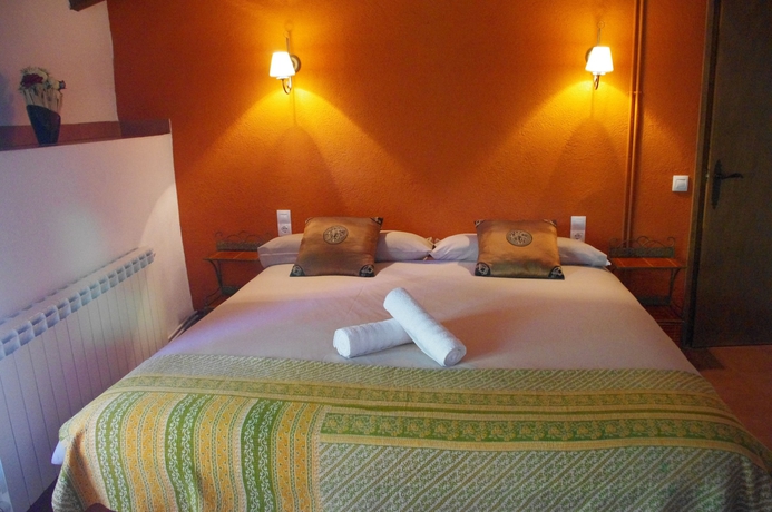 Imagen de la habitación del Hotel Cal Miquel De Ventol&agrave;. Foto 13