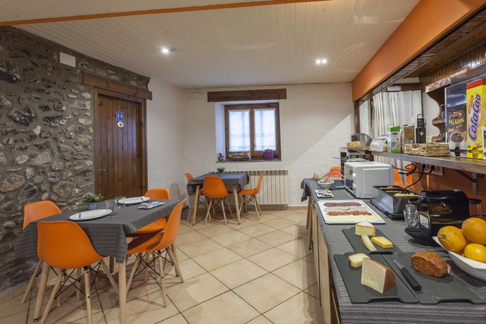 Imagen del bar/restaurante del Hotel Cal Rei De Talló. Foto 5