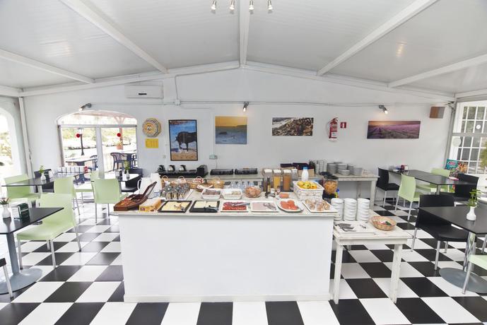 Imagen general del Hotel Cala Bona and Mar Blava Hotels. Foto 6