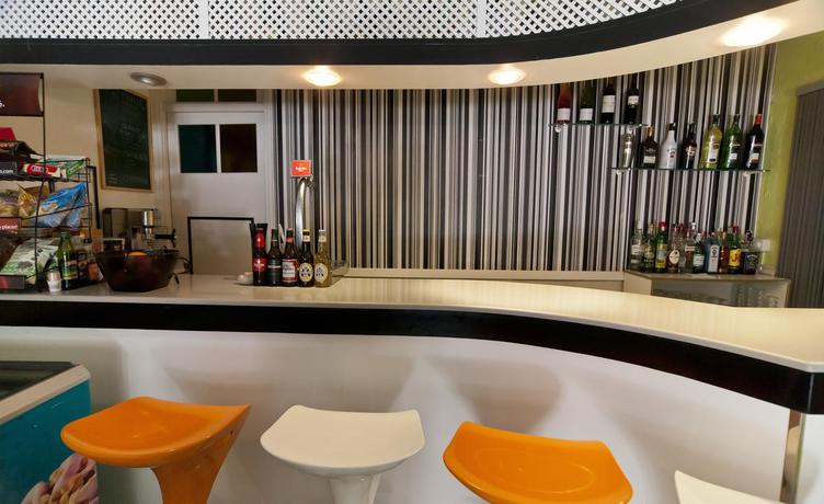 Imagen general del Hotel Cala Bona and Mar Blava Hotels. Foto 8