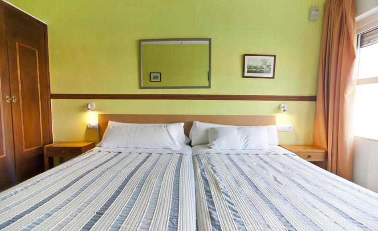 Imagen general del Hotel Cala Bona and Mar Blava Hotels. Foto 10