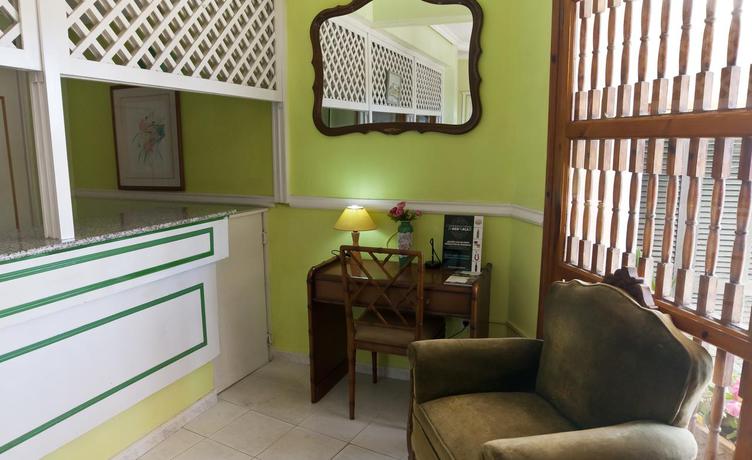 Imagen general del Hotel Cala Bona and Mar Blava Hotels. Foto 13