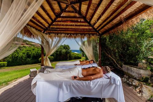 Imagen de los exteriores del Hotel Cala Caterina. Foto 13