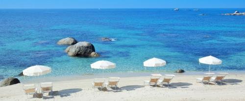 Imagen de los exteriores del Hotel Cala Caterina. Foto 15